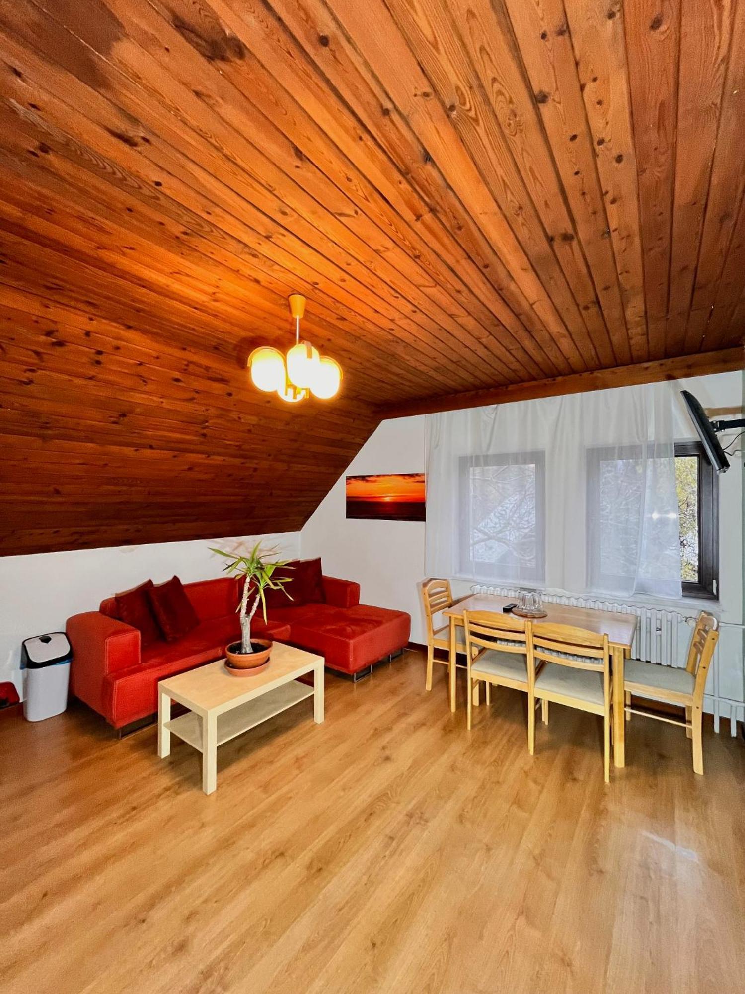 Hotel Vila Morava Liptowski Mikułasz Zewnętrze zdjęcie