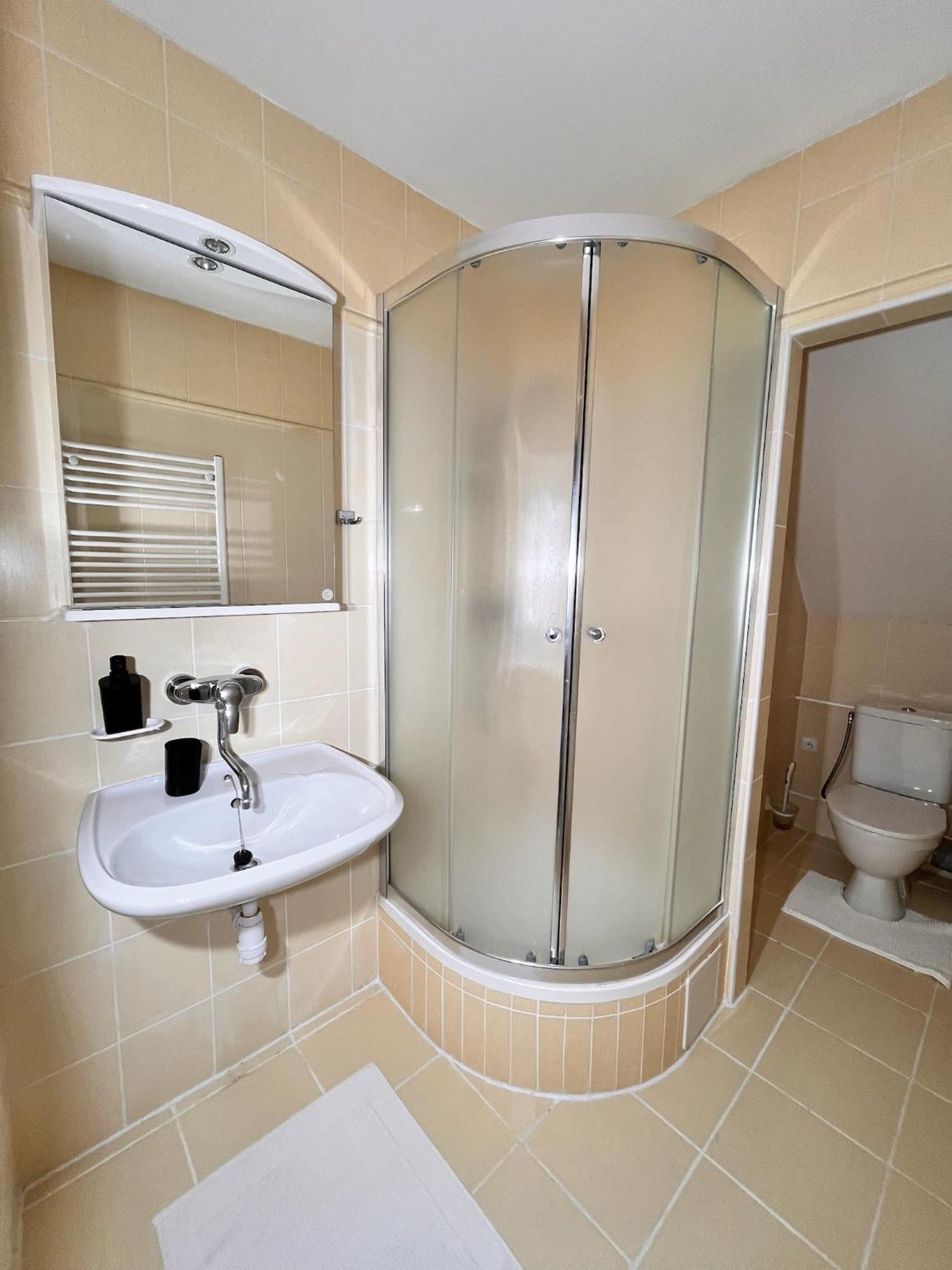Hotel Vila Morava Liptowski Mikułasz Zewnętrze zdjęcie